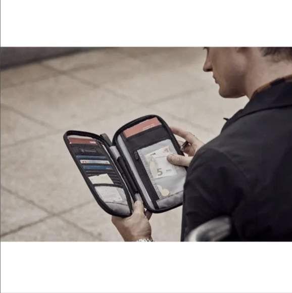 Victornox travel organizer - Picture 4 of 6